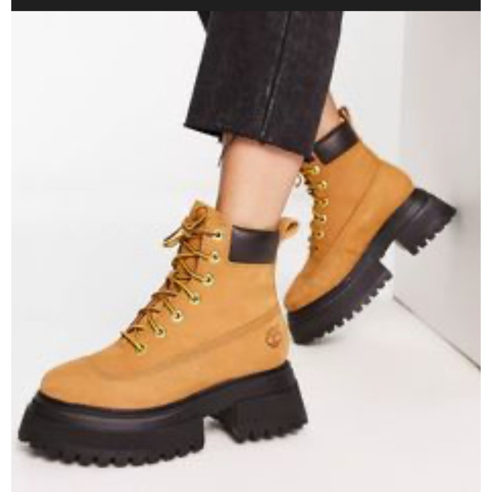 Timberland Sky 6 Inch Platform Boots Wheat Nubuck Leather Lug Sole Womens Size 8